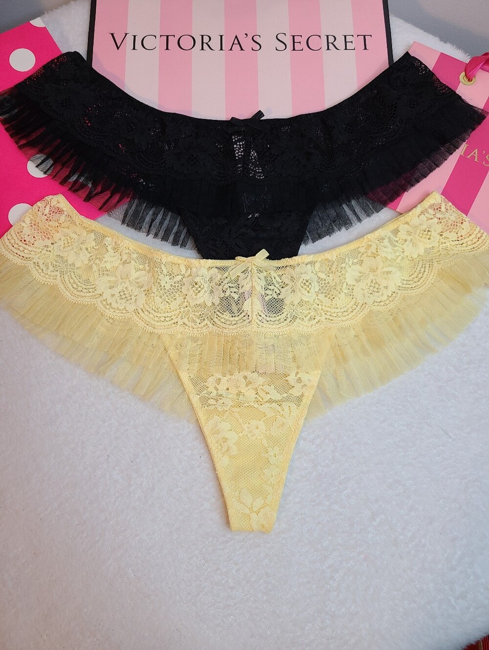 Retired VS Dream Angels 2pk Sheer Pleated Lace Wide Side Thong Panties Size M